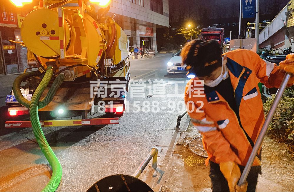 312吴边夜间化粪池清理