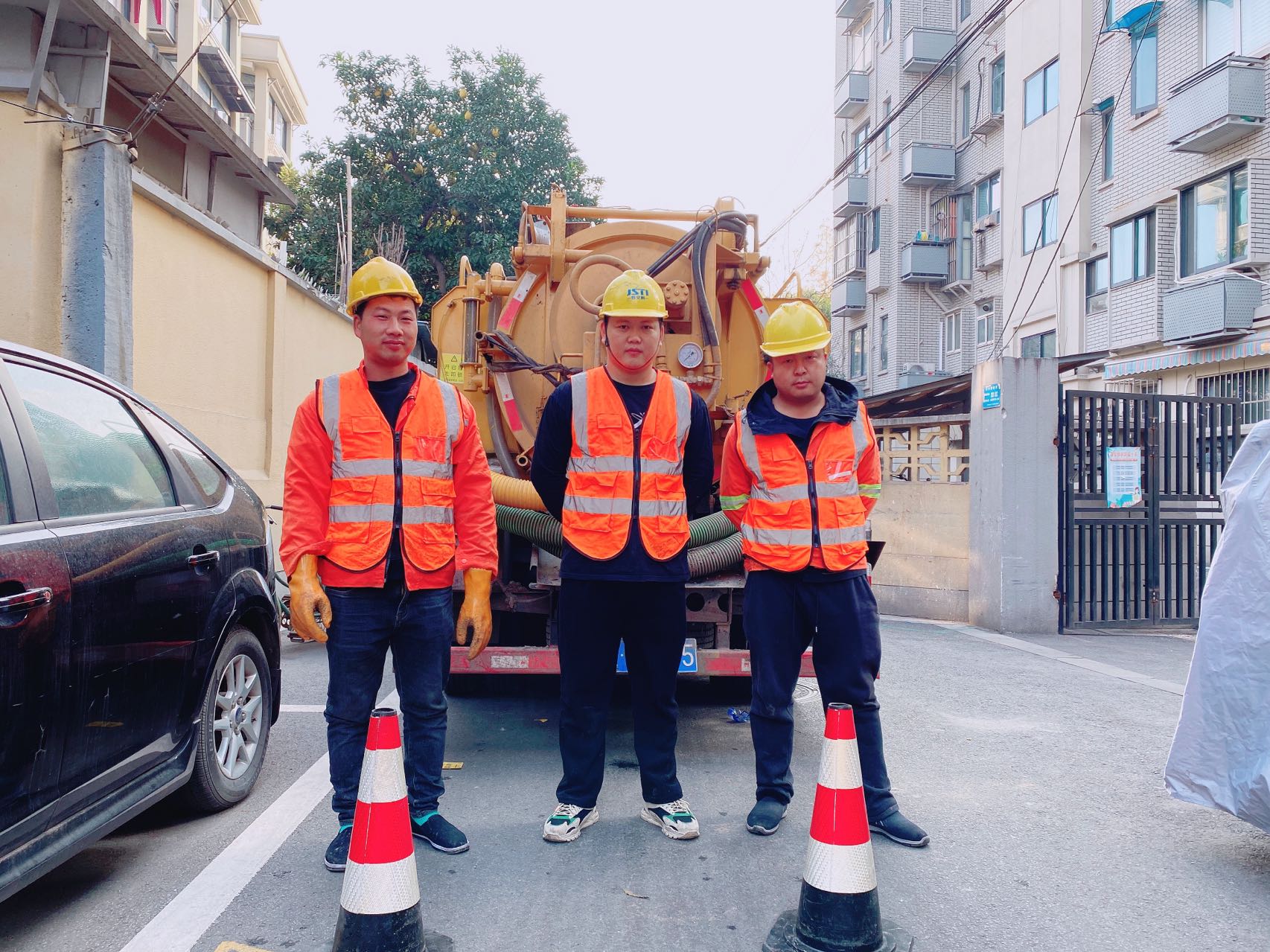 吴边南京某小区管道清淤检测施工